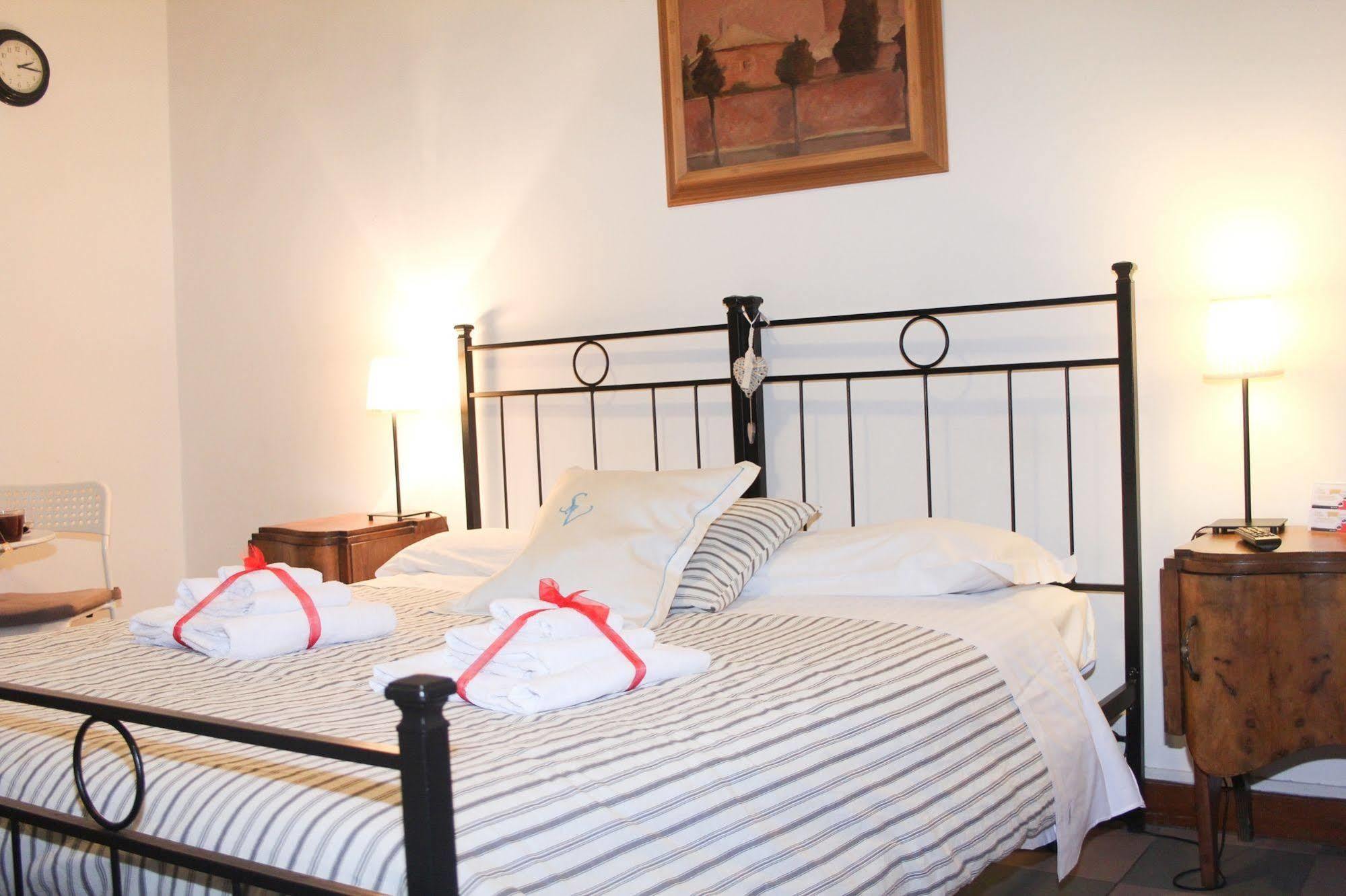 Salotto Vaticano B&B Roma Esterno foto