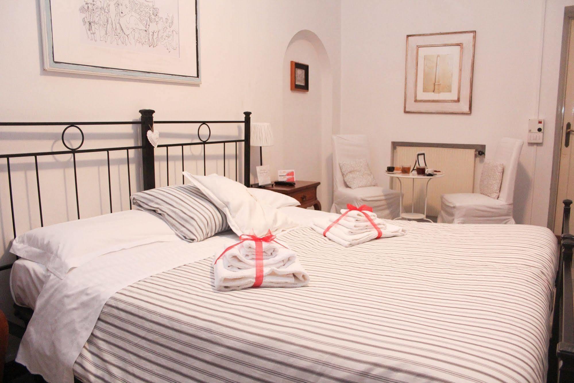 Salotto Vaticano B&B Roma Esterno foto
