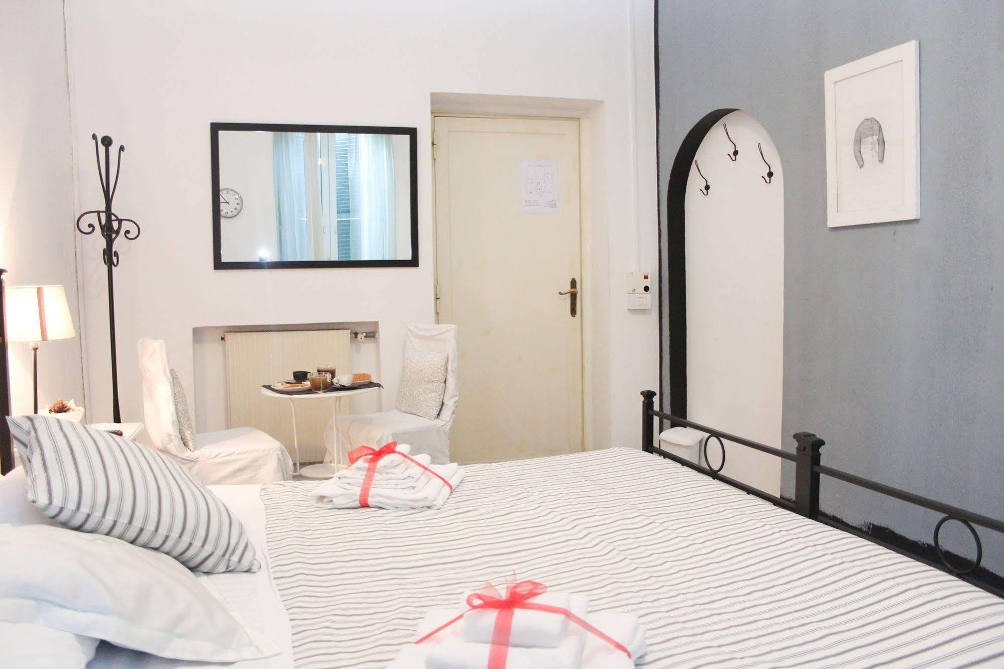 Salotto Vaticano B&B Roma Esterno foto
